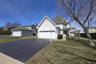 358 Westgate Terrace, Streamwood, IL 60107 - Photo 1