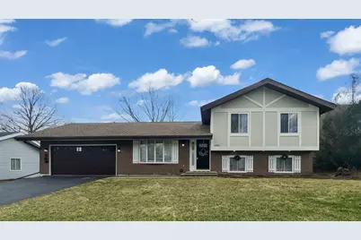 5505 W Shore Drive, McHenry, IL 60050 - Photo 1