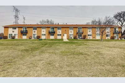 8864 Northshore Drive #1A, Des Plaines, IL 60016 - Photo 1