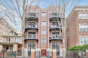 5526 N Winthrop Ave, Chicago, IL 60640 - Photo 1