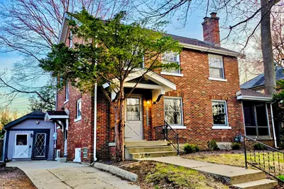 503 E Chestnut Street, Bloomington, IL 61701 - Photo 1
