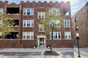1351 W Sunnyside Ave, Chicago, IL 60640 - Photo 1