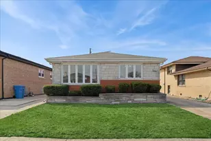 8012 S Kedvale Ave, Chicago, IL 60652 - Photo 1