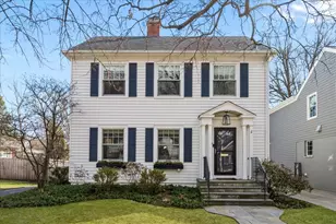 1917 Greenwood Ave, Wilmette, IL 60091 - Photo 1
