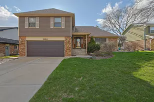 1526 Gainesboro Dr, Wheaton, IL 60189 - Photo 1
