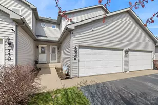 728 Carlisle Dr, Woodstock, IL 60098 - Photo 1