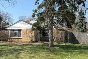 226 S Plum Grove Rd, Palatine, IL 60067 - Photo 1