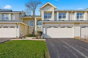 718 Sturnbridge Ln, Schaumburg, IL 60173 - Photo 1