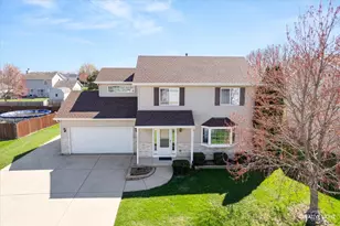1306 Evergreen Ln, Yorkville, IL 60560 - Photo 1