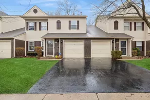 404 Ballard Dr, Algonquin, IL 60102 - Photo 1