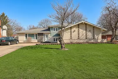 18W194 Claremont Drive, Darien, IL 60561 - Photo 1