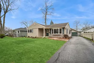 3717 Oriole Ln, Rolling Meadows, IL 60008 - Photo 1