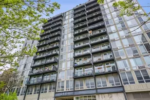 450 W Briar Pl, Chicago, IL 60657 - Photo 1