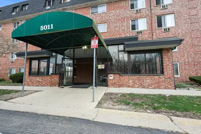 5011 Valley Lane #204, Streamwood, IL 60107 - Photo 1