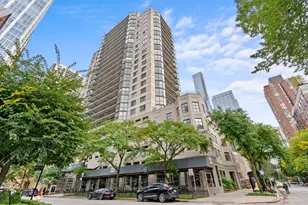 33 W Delaware Pl, Chicago, IL 60610 - Photo 1