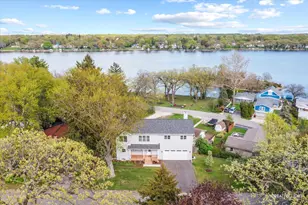 4520 W Shore Dr, Wonder Lake, IL 60097 - Photo 1