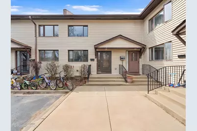4735 Yender Avenue #6, Lisle, IL 60532 - Photo 1