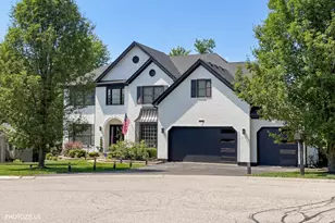 3517 Oakleaf Ln, Crystal Lake, IL 60012 - Photo 1