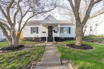 8 Felton Place, Bloomington, IL 61701 - Photo 1