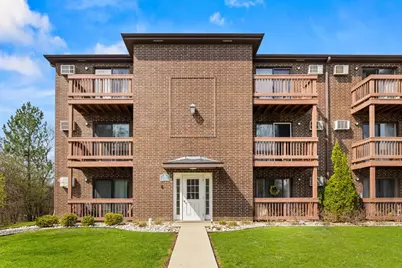 1000 Spruce Street #2A, Glendale Heights, IL 60139 - Photo 1