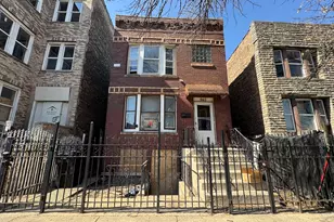 940 N Hamlin Ave, Chicago, IL 60651 - Photo 1