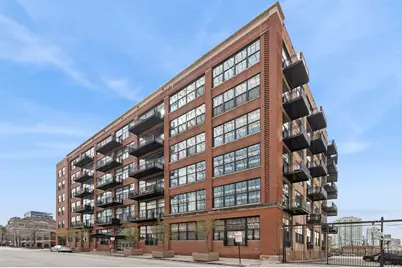 525 W Superior Street #325, Chicago, IL 60654 - Photo 1