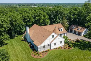 674 Plum Tree Rd, Barrington Hills, IL 60010 - Photo 1