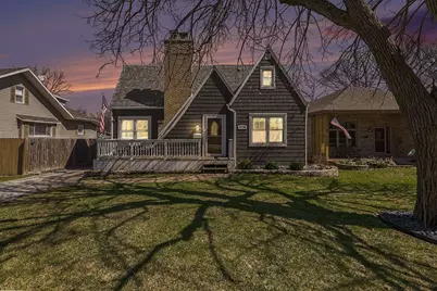 11231 S Worth Avenue, Worth, IL 60482 - Photo 1