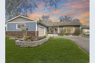 211 Waterbury Circle, Lake Villa, IL 60046 - Photo 1