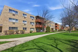 750 Dempster St, Mount Prospect, IL 60056 - Photo 1