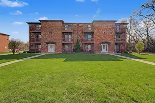 1003 Spruce St, Glendale Heights, IL 60139 - Photo 1