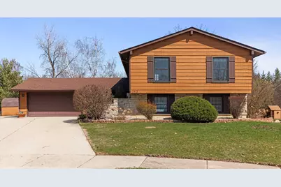 253 Arbor Lane, Bloomingdale, IL 60108 - Photo 1