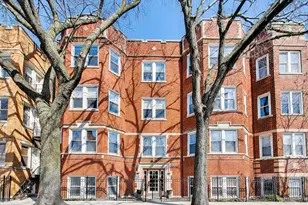 1734 W Foster Ave, Chicago, IL 60640 - Photo 1