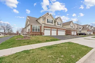 1265 Falcon Ridge Dr, Elgin, IL 60124 - Photo 1