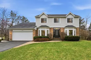 830 Longwood Dr, Algonquin, IL 60102 - Photo 1