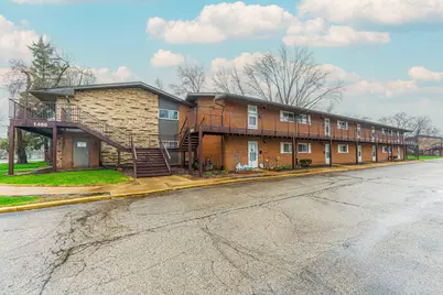 1815 Whitechapel Drive #2D, Mount Prospect, IL 60056 - Photo 1
