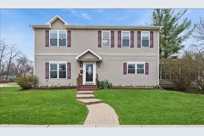 627 Grove Avenue, Deerfield, IL 60015 - Photo 1