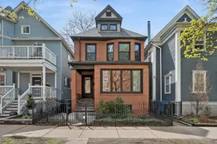 1463 W Sunnyside Ave, Chicago, IL 60640 - Photo 1