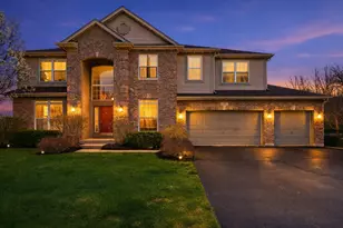 1181 Silver Lake Ct, Pingree Grove, IL 60140 - Photo 1