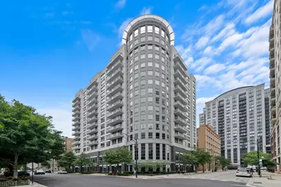 421 W Huron Street #809, Chicago, IL 60654 - Photo 1