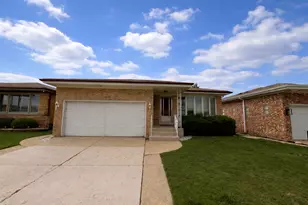 4632 N Anthon Ave, Chicago, IL 60656 - Photo 1