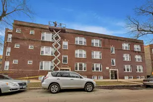 3105 W Argyle St, Chicago, IL 60625 - Photo 1