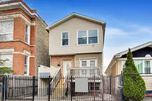 1421 N Hamlin Ave, Chicago, IL 60651 - Photo 1