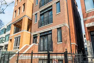 912 W Fletcher St, Chicago, IL 60657 - Photo 1