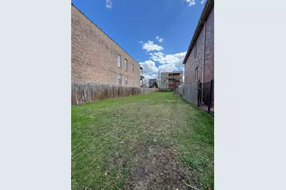 2711 W Adams Street, Chicago, IL 60612 - Photo 1
