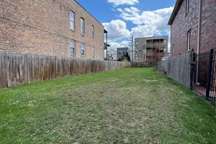 2711 W Adams St, Chicago, IL 60612 - Photo 1