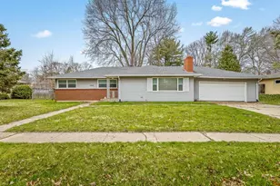 1012 Chelsea Ave, Rockford, IL 61107 - Photo 1