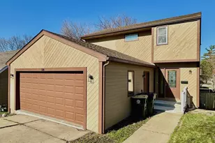 508 Beechwood Dr, Round Lake, IL 60073 - Photo 1