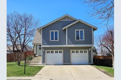 126 Borris Circle, Streamwood, IL 60107 - Photo 1