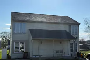 114 N Fremont St, Rochelle, IL 61068 - Photo 1